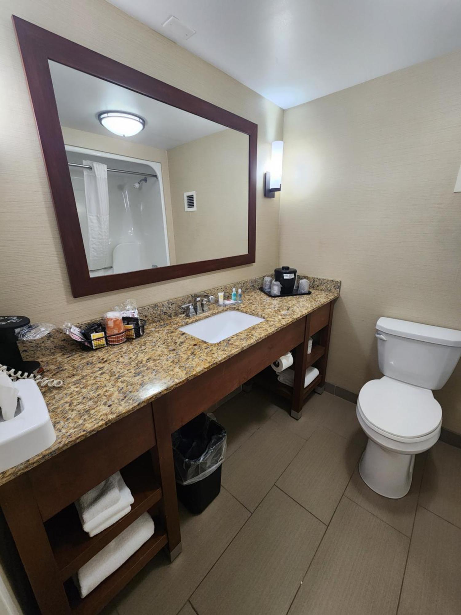 Comfort Inn & Suites Piqua-Near Troy-I75 Ngoại thất bức ảnh